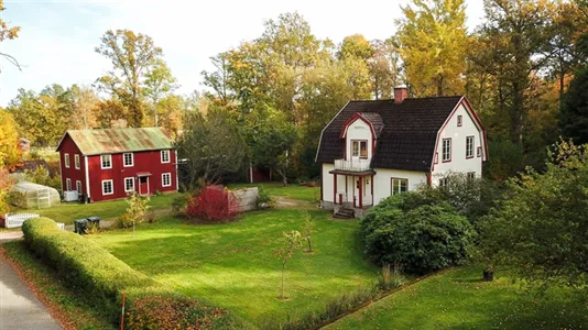 Hus till salu i Emmaboda - foto 1