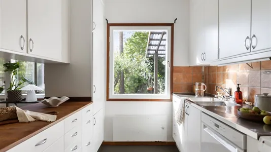 Bostadsrätter till salu i Tyresö - foto 10
