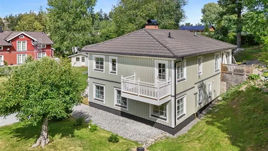 Bostadsrätter till salu i Huddinge - foto 1
