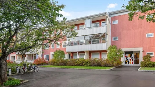Bostadsrätter till salu i Huddinge - foto 1