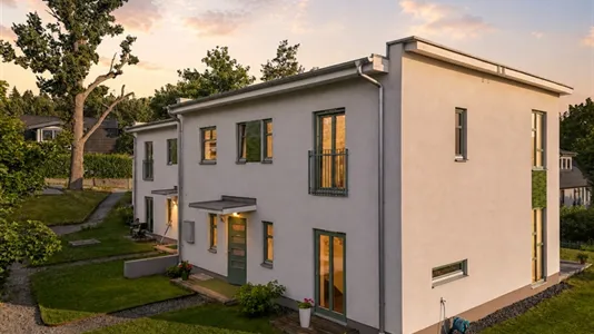 Bostadsrätter till salu i Huddinge - foto 1