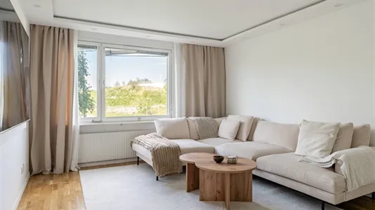 Bostadsrätter till salu i Huddinge - foto 1