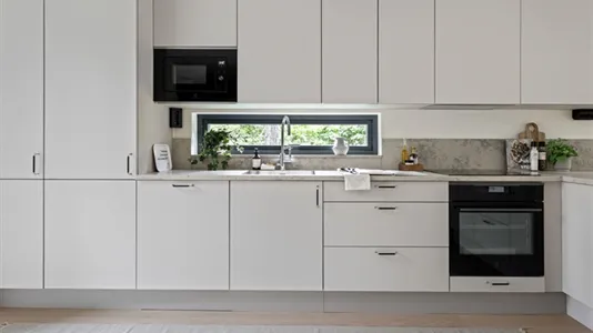 Bostadsrätter till salu i Nacka - foto 3