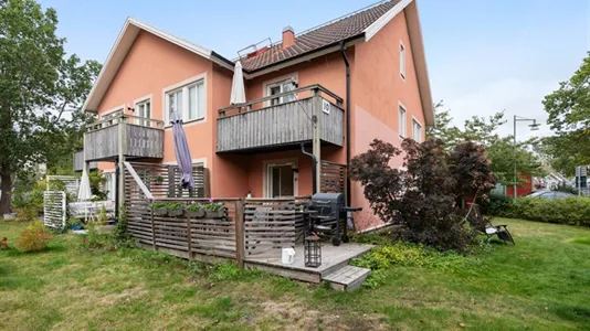 Bostadsrätter till salu i Tyresö - foto 2