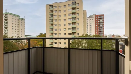Bostadsrätter till salu i Nacka - foto 3