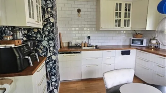 Hus i Köping - foto 1