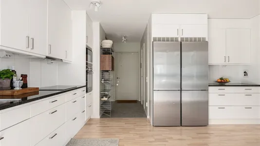 Bostadsrätter till salu i Nacka - foto 12