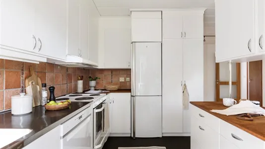 Bostadsrätter till salu i Tyresö - foto 11