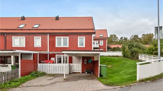 Radhus i Botkyrka - foto 1