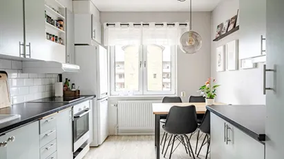 Östra Drottningvägen 43, Tidaholm