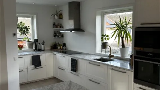 Hus i Kungälv - foto 1