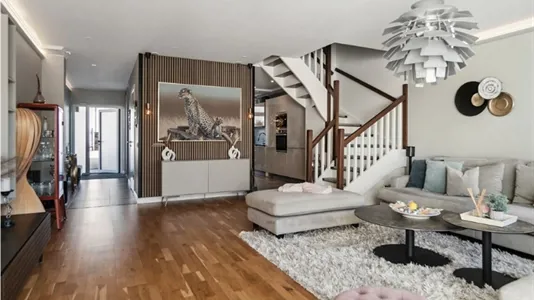 Radhus i Södertälje - foto 1