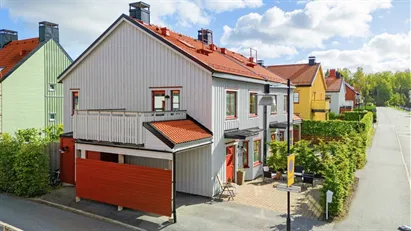 Bostadsrätt till salu i Haninge, Tungelsta