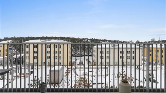 Bostadsrätter till salu i Nacka - foto 2