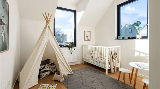 Bostadsrätter till salu i Nacka - foto 2