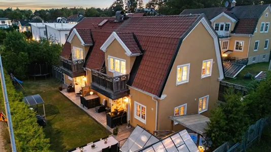 Bostadsrätter till salu i Huddinge - foto 1