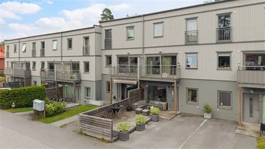 Bostadsrätter till salu i Haninge - foto 1