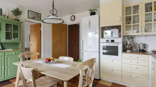 Bostadsrätter till salu i Solna - foto 9