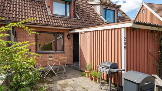 Bostadsrätter till salu i Huddinge - foto 2