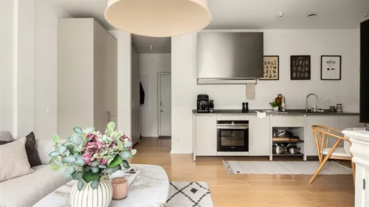 Bostadsrätter till salu i Nacka - foto 2