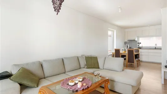 Bostadsrätter till salu i Nacka - foto 3