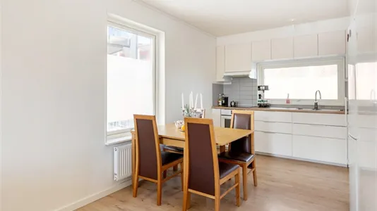 Bostadsrätter till salu i Nacka - foto 4