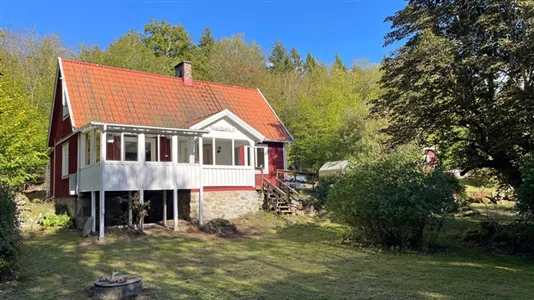 Hus till salu i Olofström - foto 1