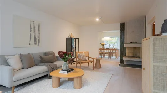 Bostadsrätter till salu i Huddinge - foto 1