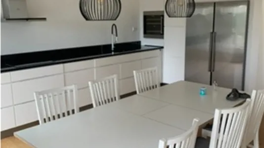 Hus i Huddinge - foto 3