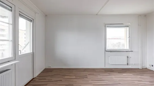 Bostadsrätter till salu i Botkyrka - foto 9