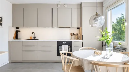 Bostadsrätter till salu i Nacka - foto 1