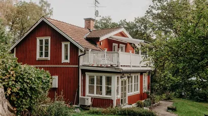 Bostadsrätt till salu i Strängnäs, Mariefred