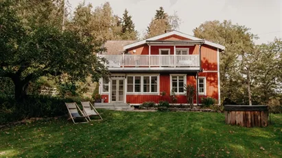 Bostadsrätt till salu i Strängnäs, Mariefred