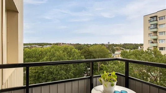 Bostadsrätter till salu i Nacka - foto 1