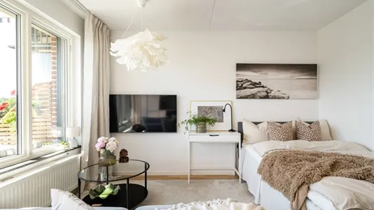 Bostadsrätter till salu i Huddinge - foto 1