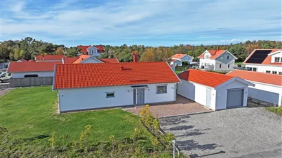 Hus till salu i Tanum, Grebbestad