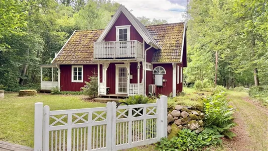 Hus till salu i Östra Göinge - foto 1