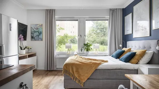 Bostadsrätter till salu i Solna - foto 1