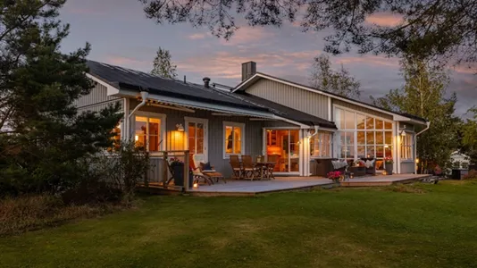 Bostadsrätter till salu i Nacka - foto 2