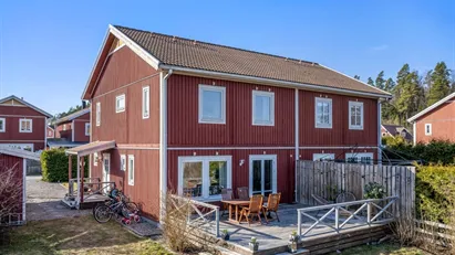 Bostadsrätt till salu i Nynäshamn