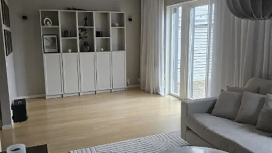Radhus i Haninge - foto 2
