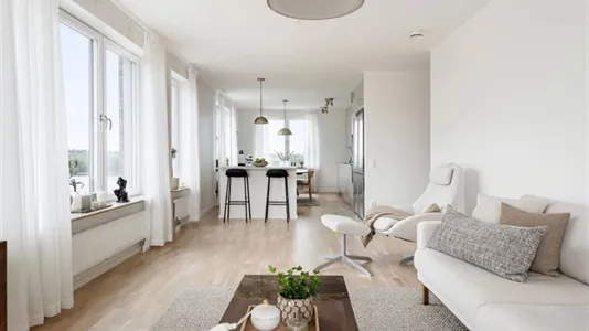 Bostadsrätter till salu i Nacka - foto 1