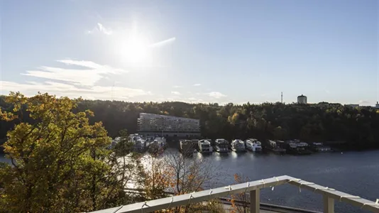 Bostadsrätter till salu i Nacka - foto 1