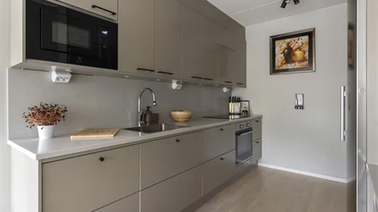 Bostadsrätter till salu i Nacka - foto 11