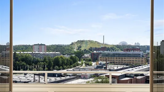 Bostadsrätter till salu i Nacka - foto 1
