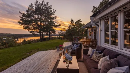 Bostadsrätter till salu i Nacka - foto 1