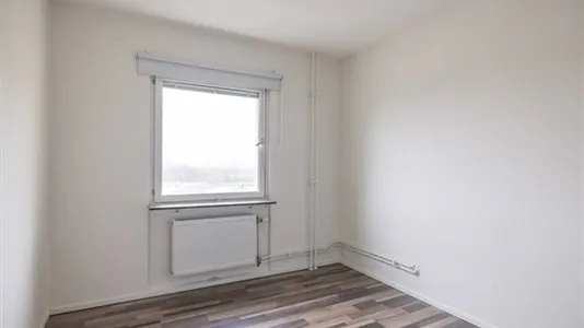 Bostadsrätter till salu i Botkyrka - foto 12