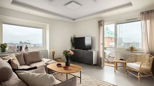 Bostadsrätter till salu i Nacka - foto 1