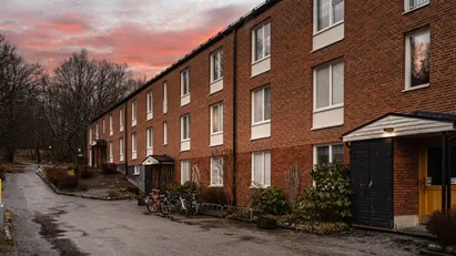 Bostadsrätt till salu i Huddinge, Vårby