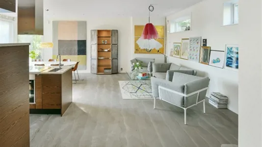 Hus i Sollentuna - foto 3